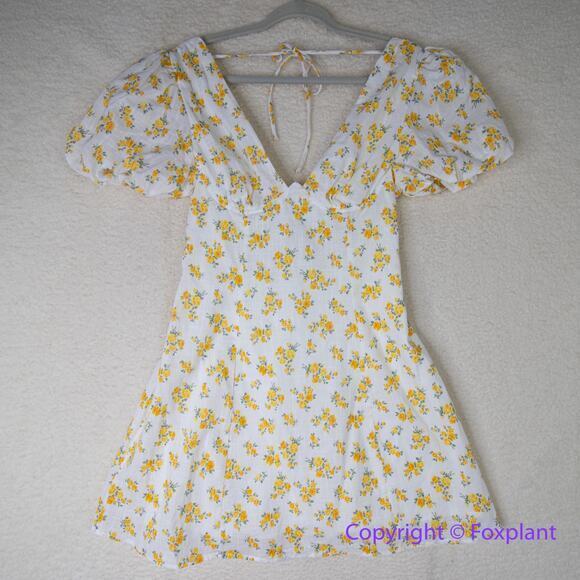 New! Astr the label lovegrove floral pilaf sleeve underwire dress, size L - Picture 5 of 16